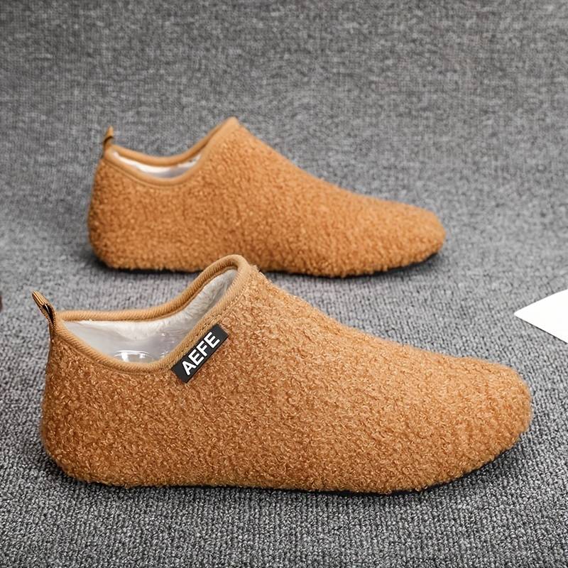 Classic indoor slippers